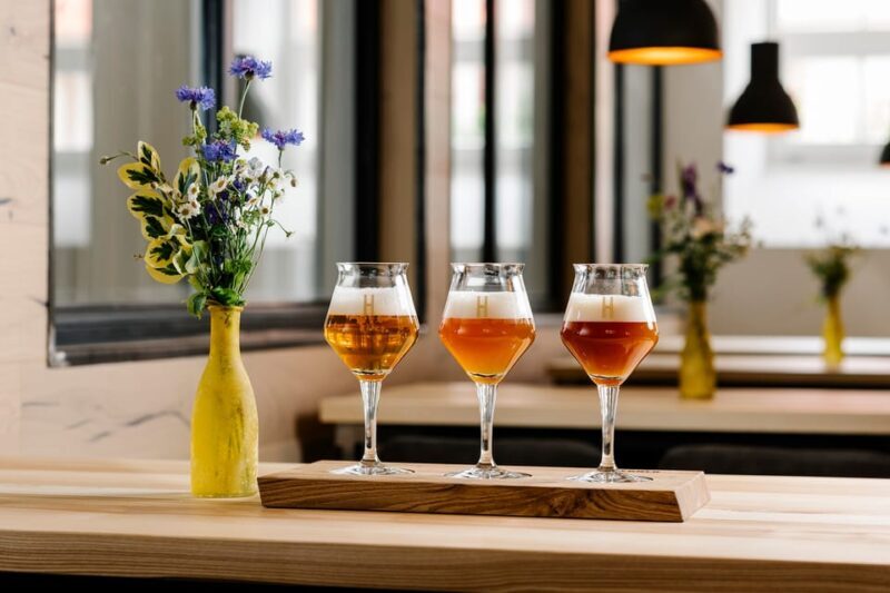 English Guided Brewery Tour in Munich beertasting 4 beers - The Beer Tasting Experience