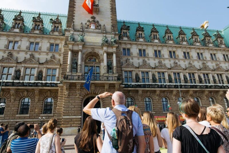 english-hamburg-city-center-pay-what-you-want-walking-tour