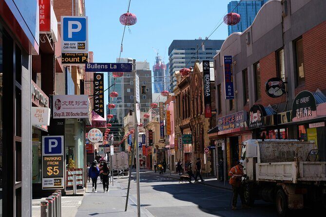 English Melbourne Walking Tour - Melbourne City Baths and Queen Victoria Market: Local Life and Iconic Landmarks
