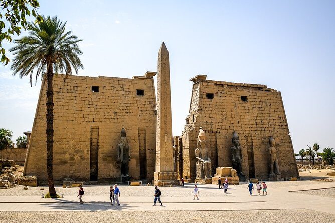 Enjoy 5 nights Cairo,Aswan,Luxor,Balloon,Nile cruise&Red sea from Cairo airport - Who Will Love This Tour?