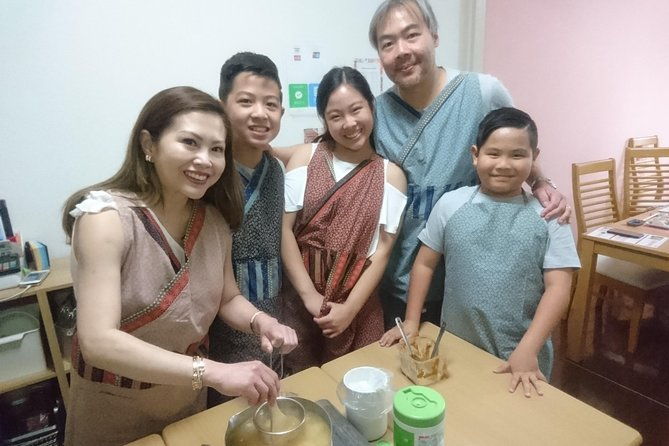 enjoy-a-basic-sushi-making-class