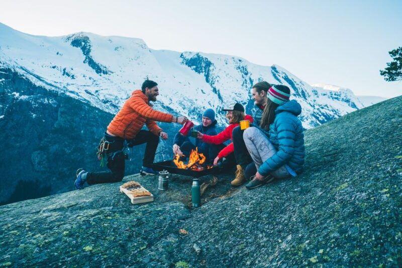 enjoy-a-cliff-picnic-in-the-fjord-landscape-of-norway