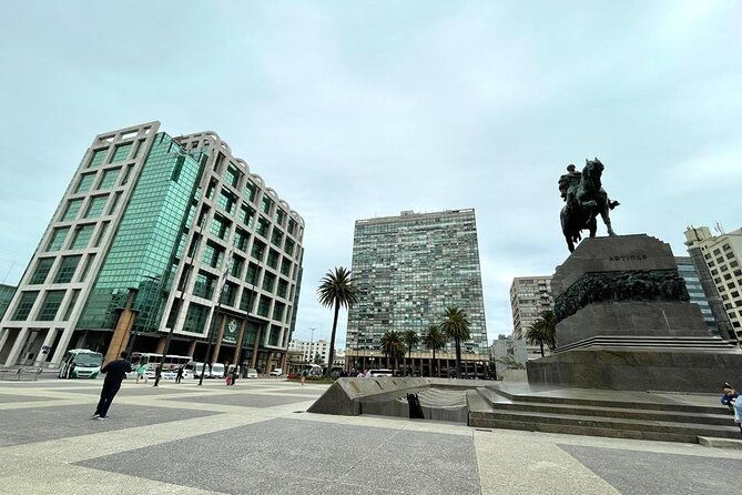 enjoy-a-private-tour-of-montevideo-with-tango-tour