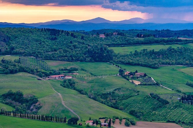 enjoy-a-wine-tasting-after-a-cycling-excursion-in-the-magic-of-tuscany