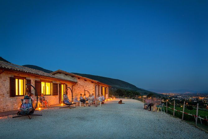 enjoy-and-taste-the-flavors-of-wine-in-an-open-air-venue