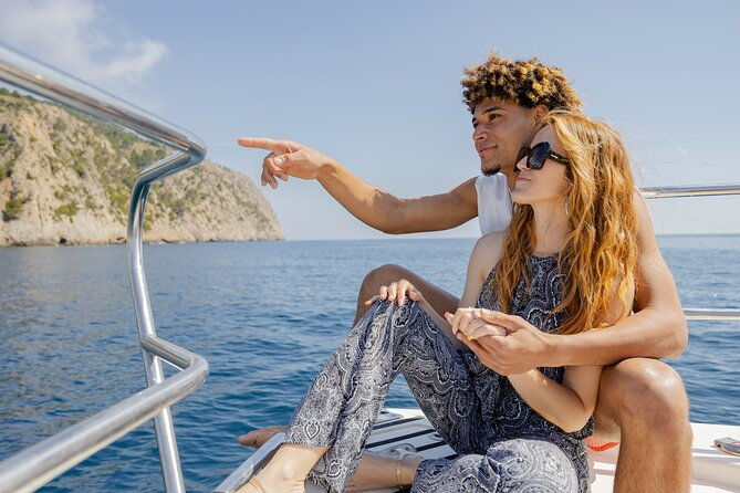 enjoy-crystal-clear-waters-for-2-hours