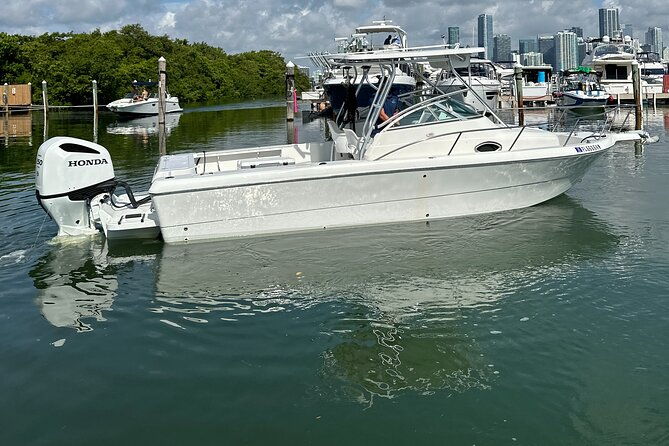 enjoy-miami-aboard-our-proline-24ft