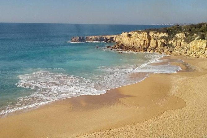 enjoy-the-algarvian-wine-taste-coast-line-private-van-tour