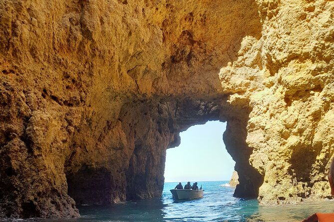 enjoy-the-private-algarve-coast-tour-from-lagos-by-van