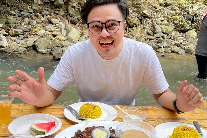 Enjoy the Urban Scenery along the Way with Locals - Who Will Enjoy This Tour?