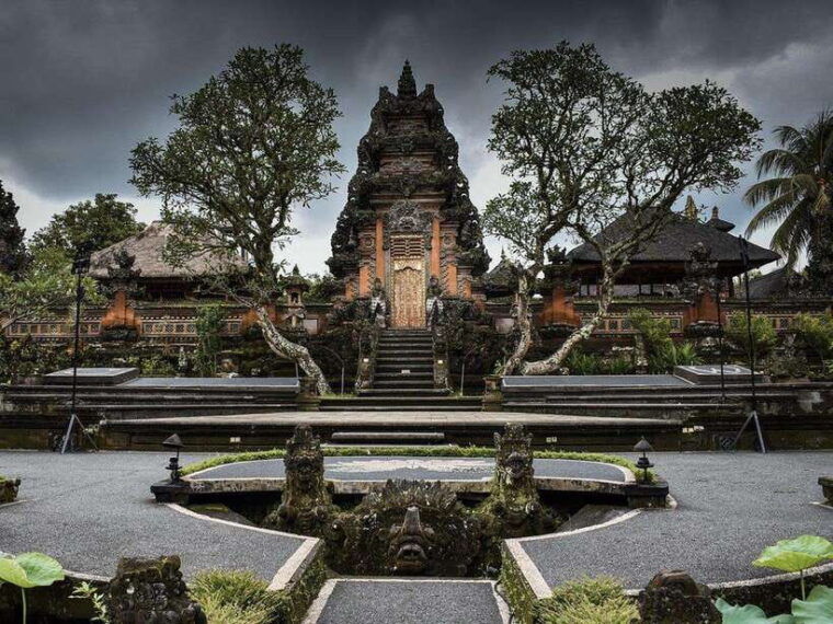 enjoy-ubud-tegallalang-tegenungan-waterfall-private-tour