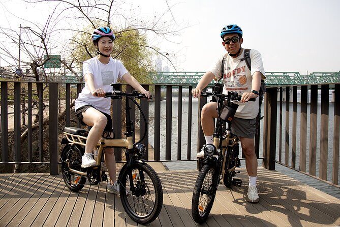 ENKO Electric Bike Ride on The Han River Bike Path in Seoul - Exploring the Han River Bike Path in Seoul