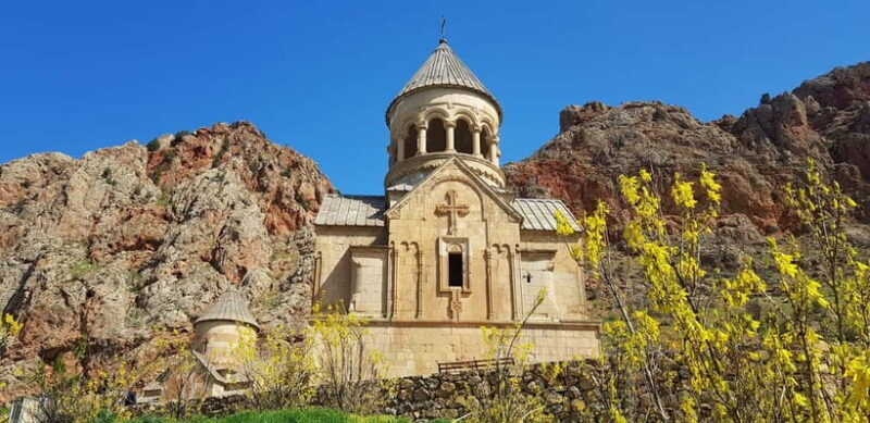 Enlightened Armenia: Echmiadzin, Khor Virap, Noravank, Areni - The Authentic Armenian Experience