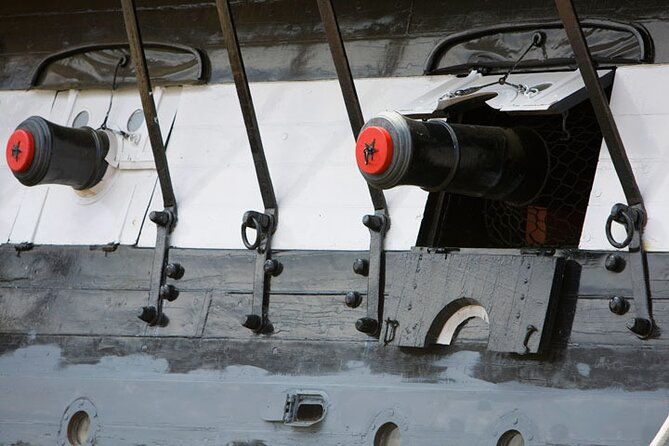 entire-freedom-trail-walking-tour-includes-bunker-hill-and-uss-constitution