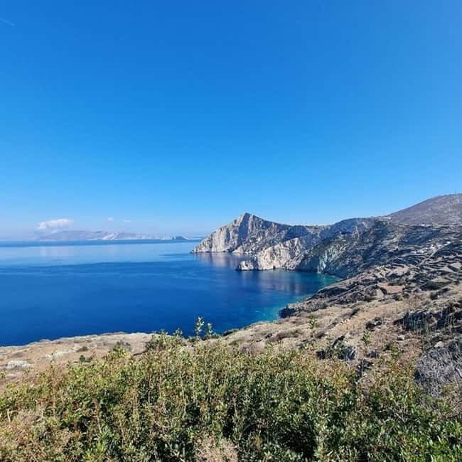Entire Island Poly's Tour - Entire Island Poly’s Tour: Discovering Folegandros in a Day