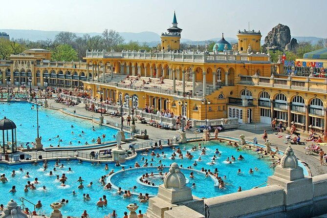 entrance-to-szechenyi-spa-in-budapest