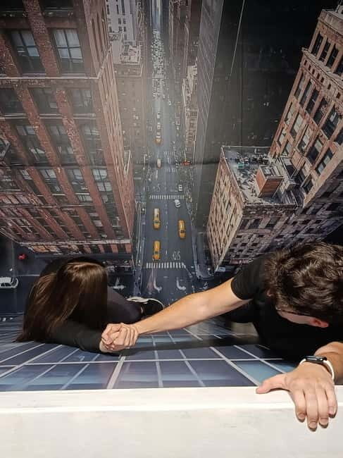 Entrance to the Bilbao Illusions Museum - FAQ