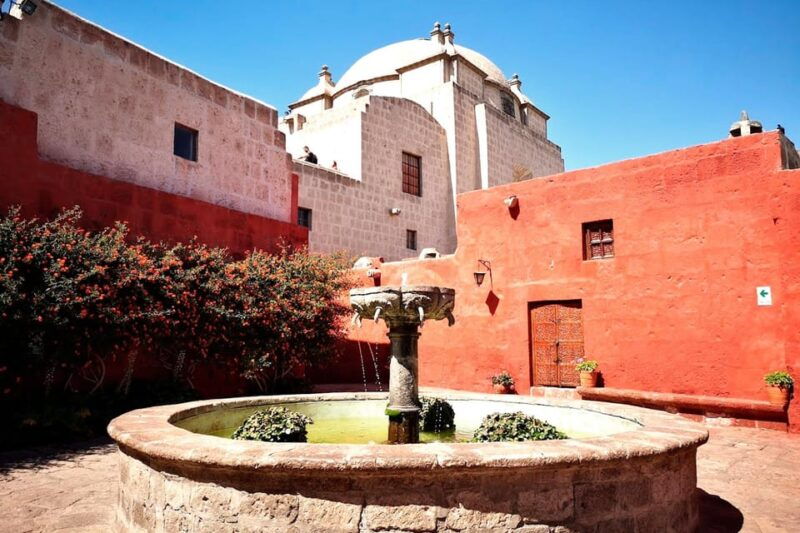 entrance-to-the-monastery-of-saint-catherine