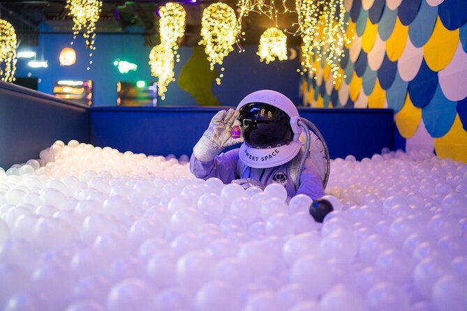 entrance-to-the-sweet-space-museum-in-madrid