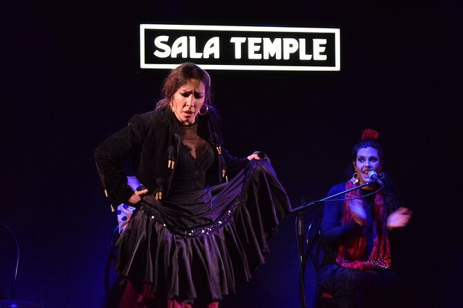 entrance-to-the-traditional-flamenco-table-and-tapas-in-madrid