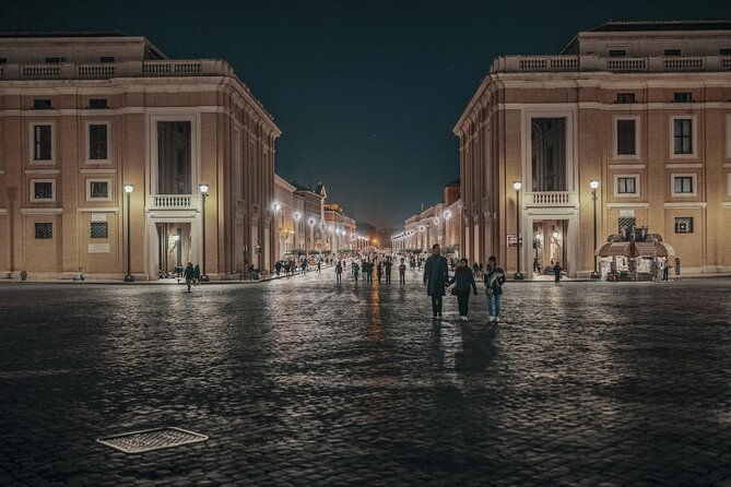 entrance-to-vatican-museums-and-sistine-chapel-2