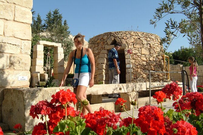 entry-ticket-for-the-limestone-heritage-park-and-gardens
