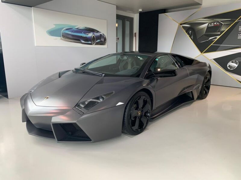 enzo-ferrari-ferrari-museums-lamborghini-museum-factory