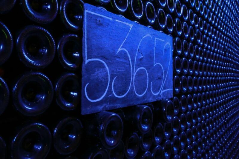epernay-winery-and-cellar-tour-with-champagne-tasting