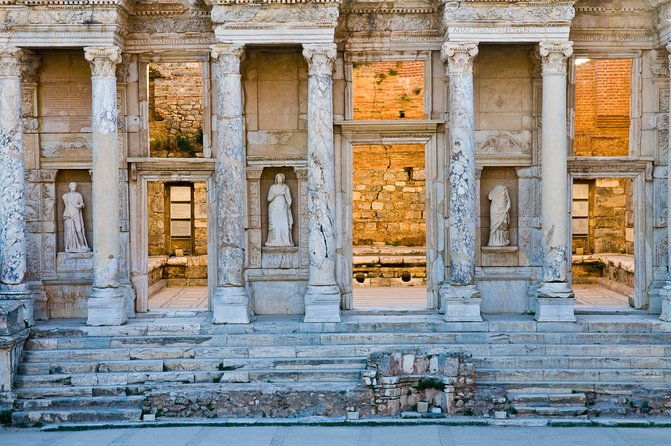 ephesus-and-st-marys-house-tour-from-kusadasi-with-lunch