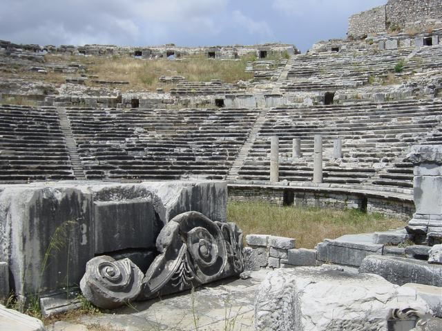 ephesus-priene-miletos-and-didyma-tour
