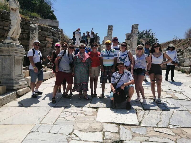 ephesus-private-tour-lunch-from-kusadasi-turkish-bath-opt-2
