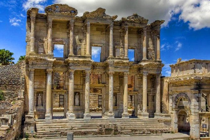 ephesus-tour-with-house-of-virgin-mary