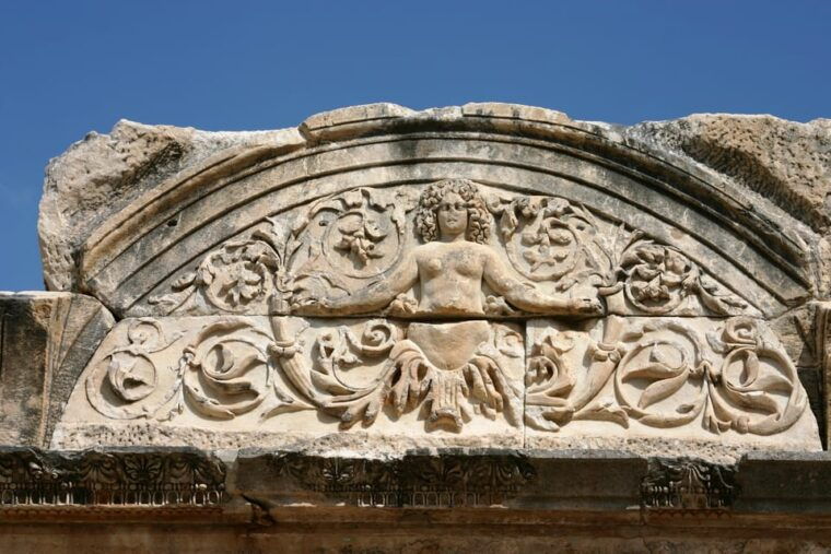 ephesus-tours-port-kusadasi-lunch-shopping-caravanserai