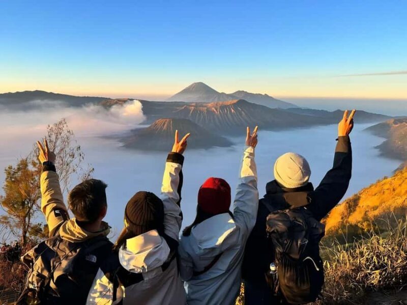 Epic Bromo: Sunrise Viewpoint & Volcanic Sand Sea Jeep Ride - What Makes This Tour Special?
