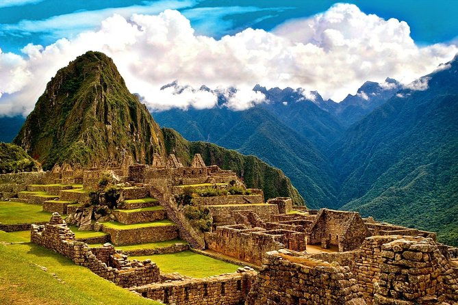 epic-machu-picchu-2-day-adventure-by-car-with-overnight-stay