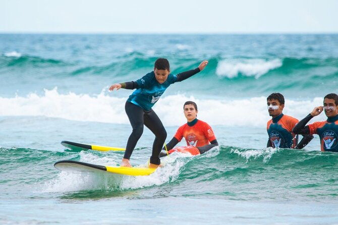 epic-surf-lesson-in-costa-da-caparica