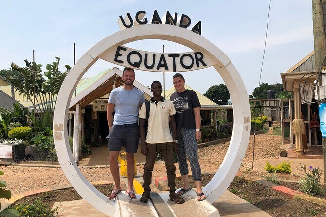 Equator Tour (Airpals Safaris tour) - The Journey Begins: From Kampala to Kayabwes Equator Line