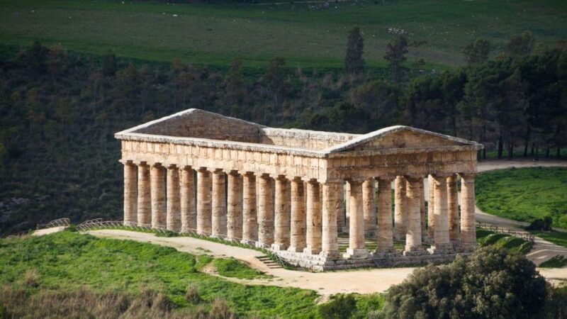 erice-and-segesta-multi-language-tour-from-palermo