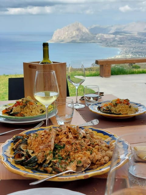 erice-day-trip-with-lunch-experience-with-family