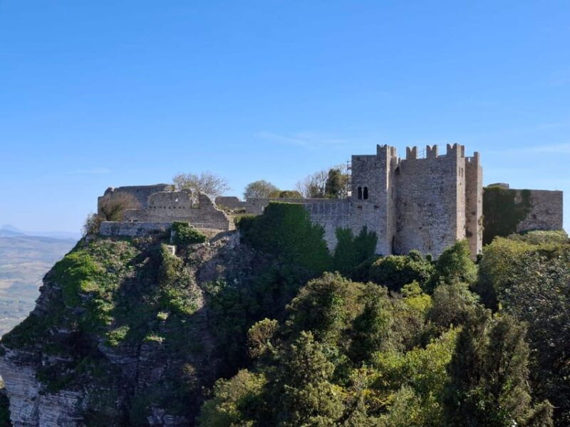 erice-day-trip-with-lunch-experience-with-family