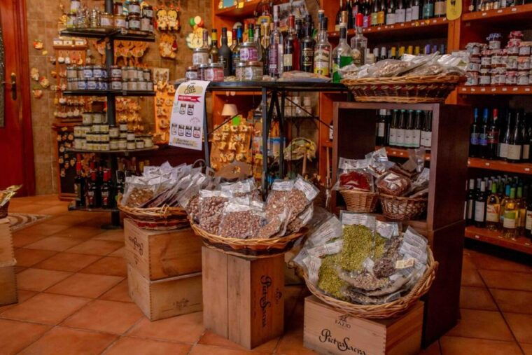 erice-tasting-of-typical-sicilian-products