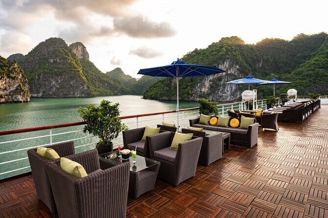 Erina Cruise 5-star cruise 2 day visit Lan Ha Bay private balcony - The itinerary in detail