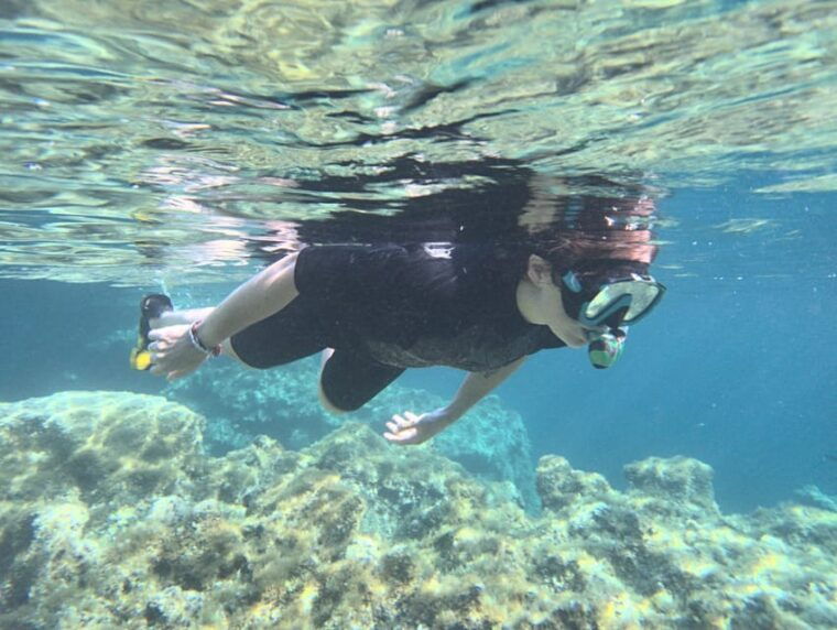 es-grauprivate-snorkeling-experience-with-picnic-and-drinks