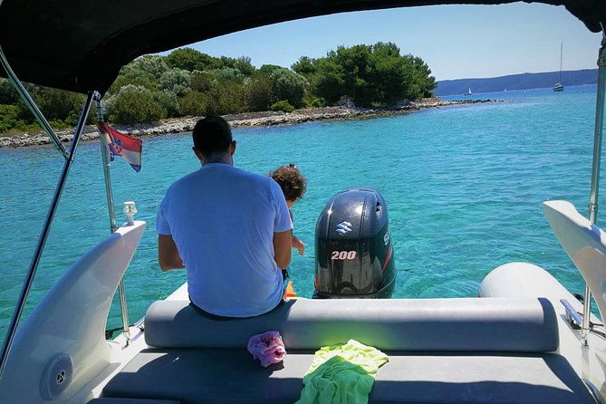 escape-from-split-to-blue-lagoon