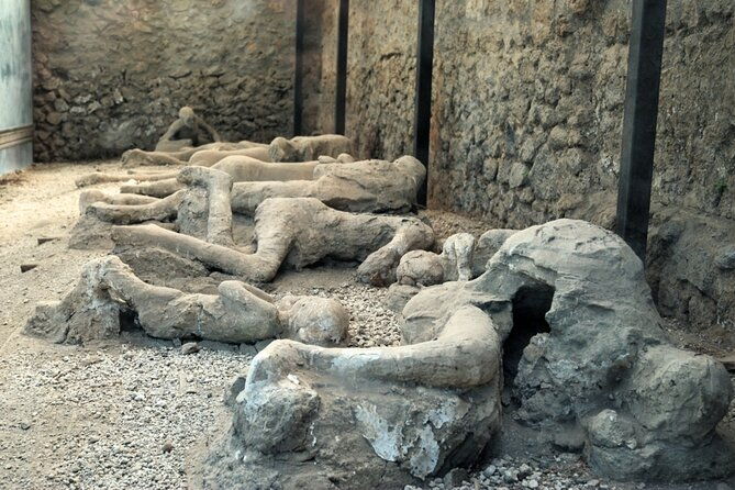 escape-the-dead-quest-experience-in-pompeii