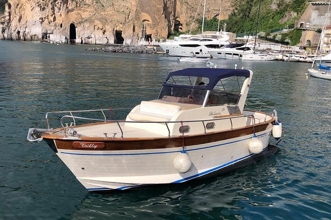 escape-with-us-to-amalfi