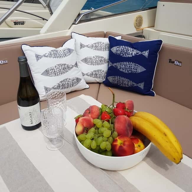 Esclusive private boat experience - The Allure of a Private Boat in Sardinia