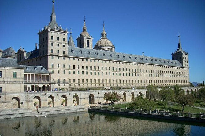 escorial-monastery-and-the-valley-of-the-fallen-tour-from-madrid