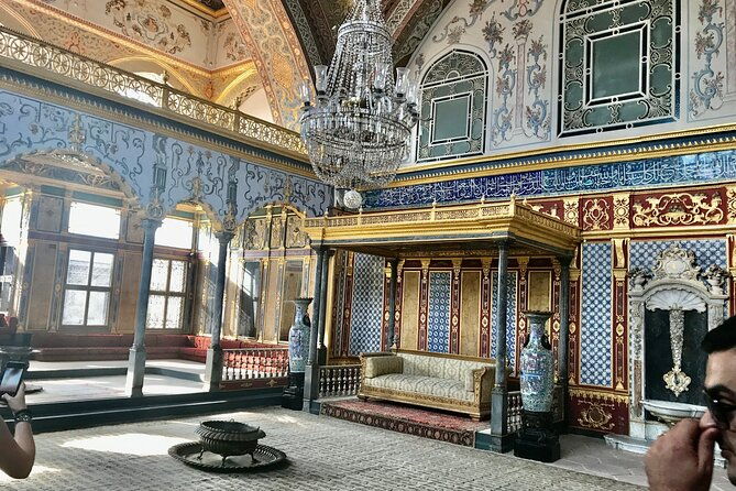 escorted-10-days-tour-of-istanbul-cappadocia-ephesus-and-pamukkale-2