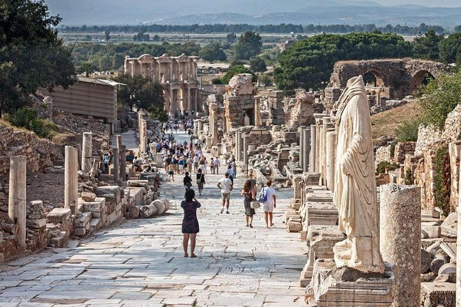 escorted-10-days-tour-of-istanbul-cappadocia-ephesus-and-pamukkale